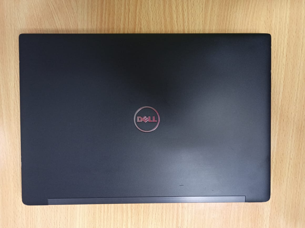 Latitude 7280